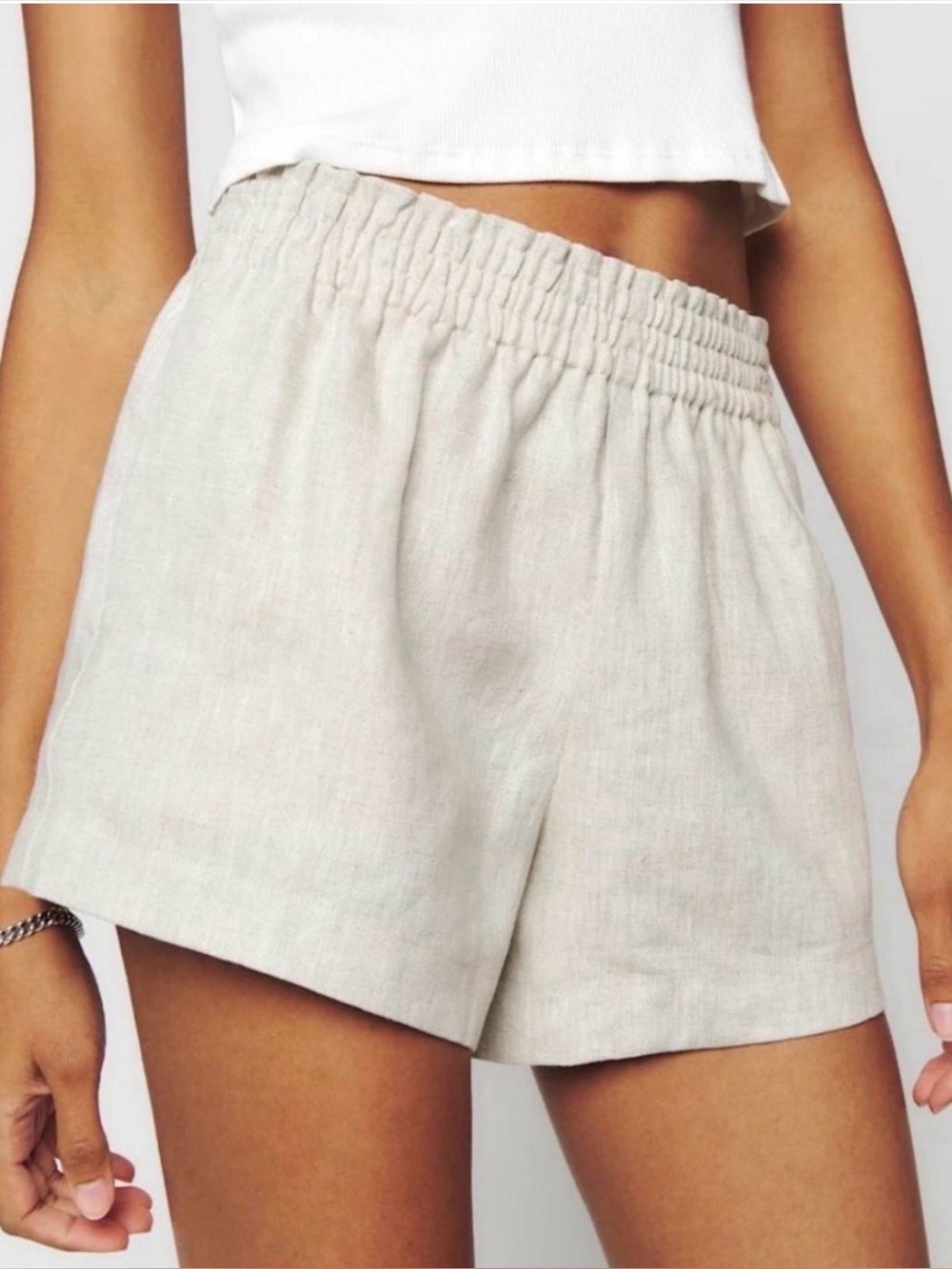 Reformation Mila Linen Shorts Small High Rise Natural Smocked Waist
